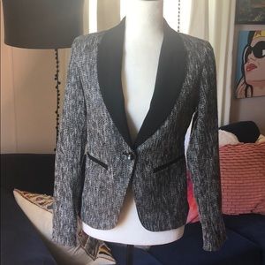 Silver/gray and black blazer